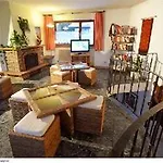 Hotel Unterbraeu 3*