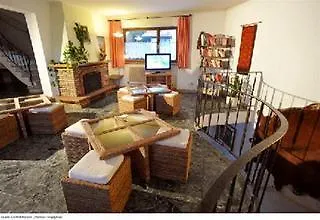 Hotel Unterbraeu 3*